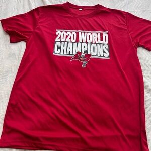 Tampa Bay Buc’s Shirt 2020 Champion
Size XL